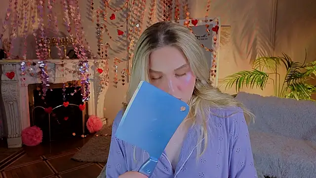 Snapshot of Jes_Solar chatting on 02/15/26, 11:14 Jes Solar online show from 02/15/26, 11:14