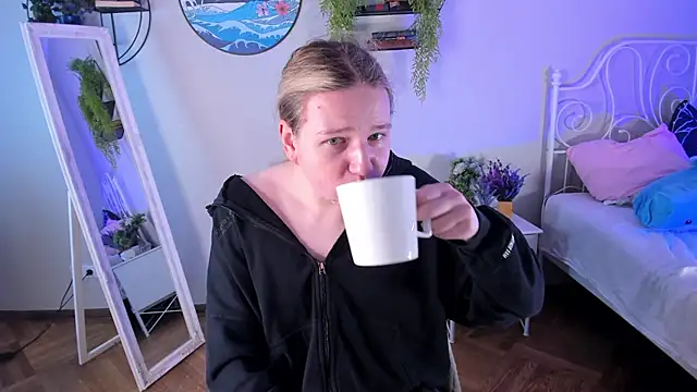 Jes Solar online show from 10/12/25, 11:55