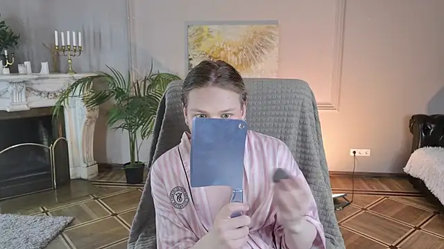 Snapshot of Jes_Solar chatting on 06/30/26, 10:43 Jes Solar online show from 06/30/26, 10:43