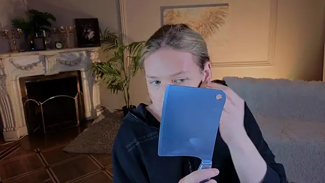 Jes Solar online show from 11/19/25, 10:10