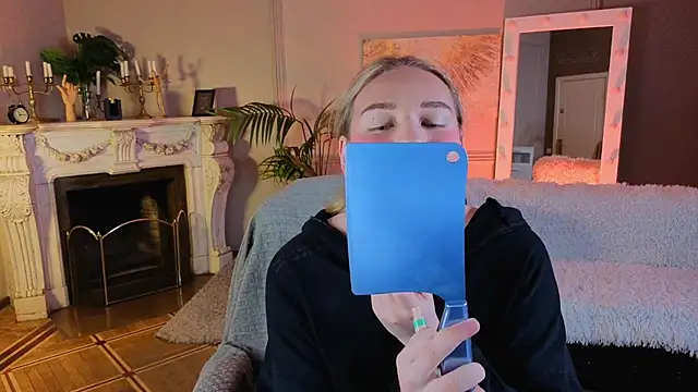 Jes Solar online show from 10/03/25, 11:12