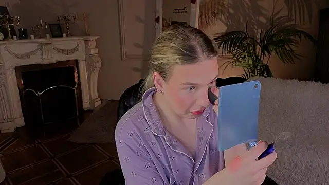 Snapshot of Jes_Solar chatting on 04/09/26, 10:16 Jes Solar online show from 04/09/26, 10:16