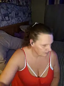 Snapshot of MissQueenBeex chatting on 02/08/26, 07:55 MissQueenBeex online show from 02/08/26, 07:55