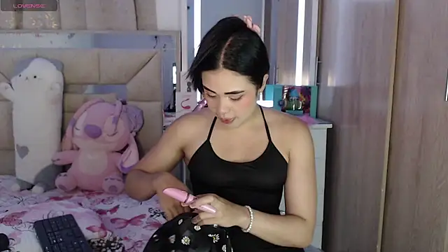 Snapshot of AlitaAnisee chatting on 05/05/26, 12:35 AlitaAnisee online show from 05/05/26, 12:35