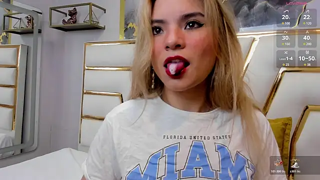 NalaRosse online show from 11/15/25, 03:10