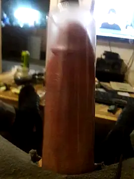 Tomassasdss online show from 12/05/25, 05:00