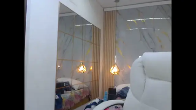 Snapshot of nei_girl chatting on 05/15/26, 12:14 nei girl online show from 05/15/26, 12:14