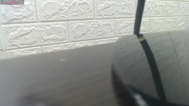 nei girl online show from 12/03/25, 12:55