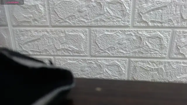 Snapshot of nei_girl chatting on 01/13/26, 11:25 nei girl online show from 01/13/26, 11:25