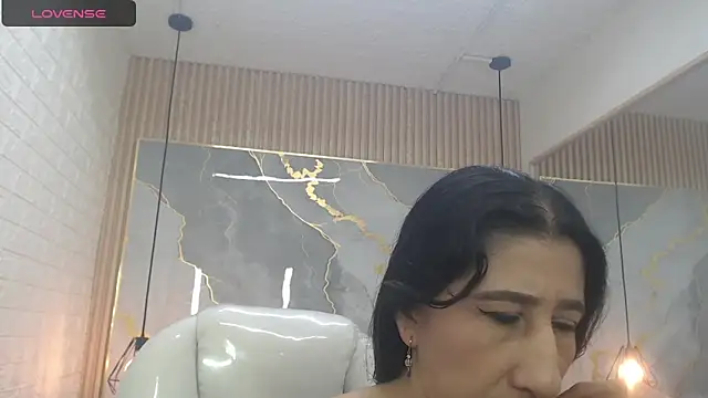 Snapshot of nei_girl chatting on 09/20/25, 11:26 nei girl online show from 09/20/25, 11:26