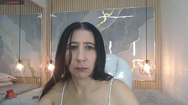 nei girl online show from 11/15/25, 11:25