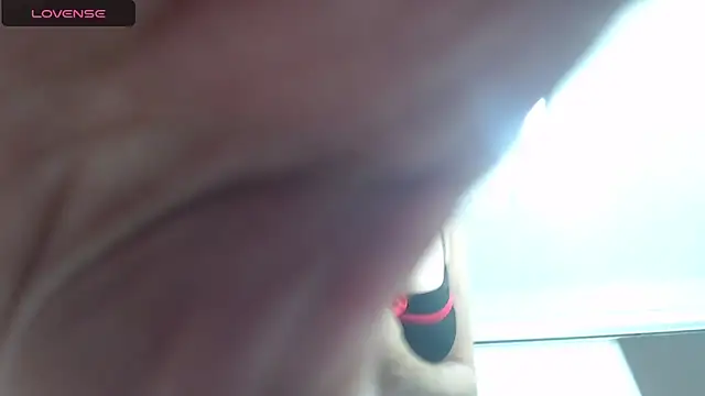 nei girl online show from 11/05/25, 11:46