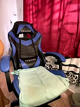 taimara 1 online show from 11/21/25, 04:39