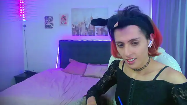 goth minerva online show from 04/14/26, 01:49