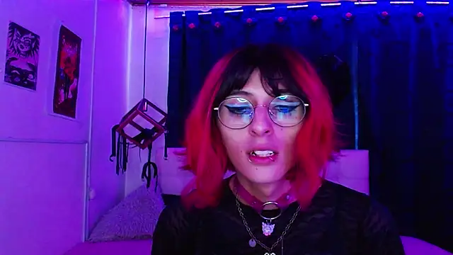 goth minerva online show from 11/14/25, 01:26