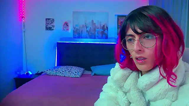 goth minerva online show from 02/17/26, 01:52