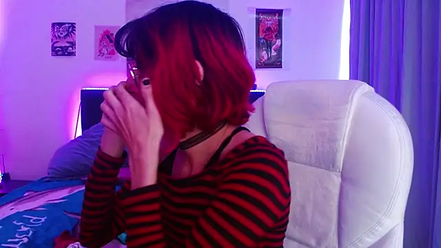 goth minerva online show from 12/16/25, 01:48