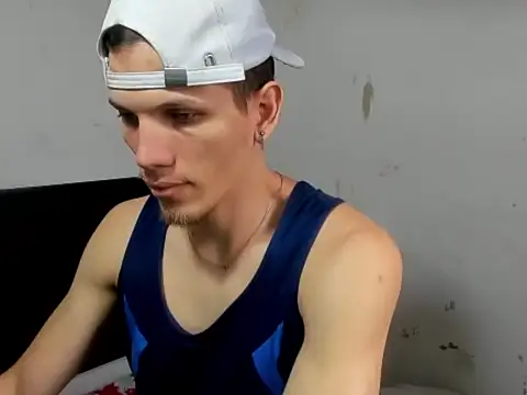 Snapshot of kevinkewman chatting on 10/01/25, 12:09 kevinkewman online show from 10/01/25, 12:09