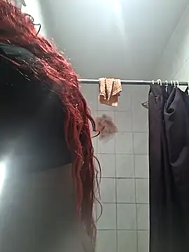 ItsBarbieBitcxxxx69 online show from 11/16/25, 05:45