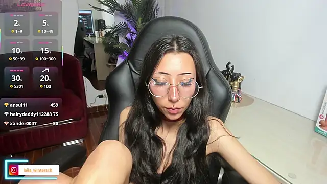 Snapshot of Laila_Angels chatting on 03/20/25, 08:20 Laila Angels online show from 03/20/25, 08:20