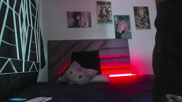 KARINNA  RAVEN online show from 11/29/25, 01:06