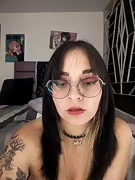 KARINNA  RAVEN online show from 03/04/26, 01:46