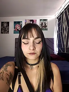 KARINNA  RAVEN online show from 05/07/26, 08:56