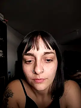 KARINNA  RAVEN online show from 11/02/25, 10:04