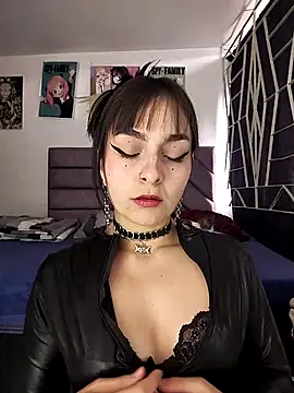 KARINNA  RAVEN online show from 05/01/26, 09:31
