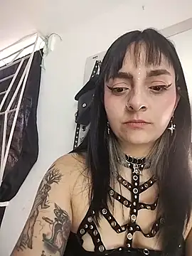 KARINNA  RAVEN online show from 05/29/26, 06:03
