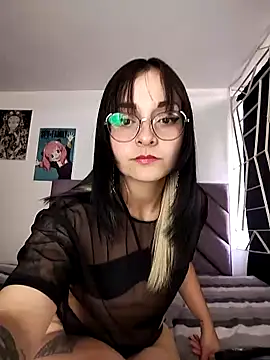 KARINNA  RAVEN online show from 03/14/26, 11:00