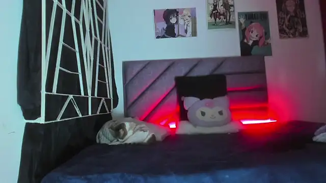 KARINNA  RAVEN online show from 12/02/25, 12:44