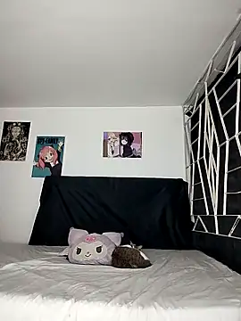 KARINNA  RAVEN online show from 03/20/26, 12:00