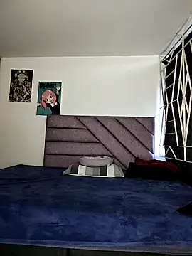 KARINNA  RAVEN online show from 04/09/26, 10:49