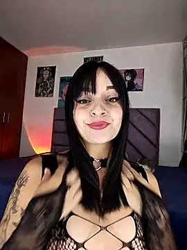 KARINNA  RAVEN online show from 10/28/25, 12:11