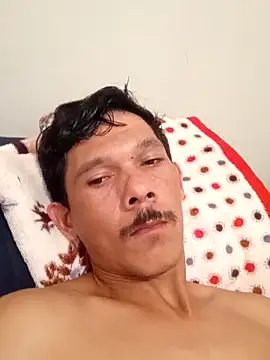 Marcos2402mf online show from 11/10/25, 01:32