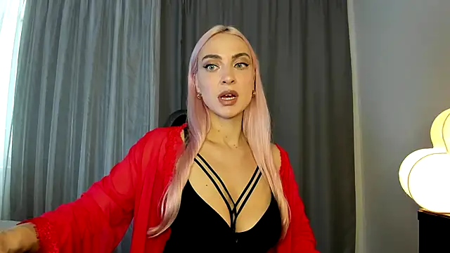  Miss Valentina  online show from 10/22/25, 08:58