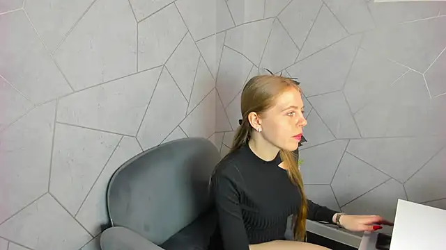 Joann Shermann online show from 03/22/25, 01:54