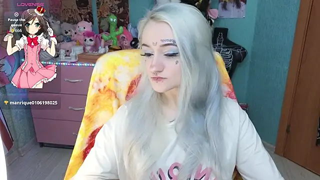 Manuela unicorn online show from 04/21/26, 04:08