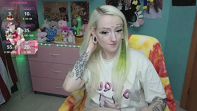 Snapshot of Manuela_unicorn chatting on 07/14/26, 05:52 Manuela unicorn online show from 07/14/26, 05:52
