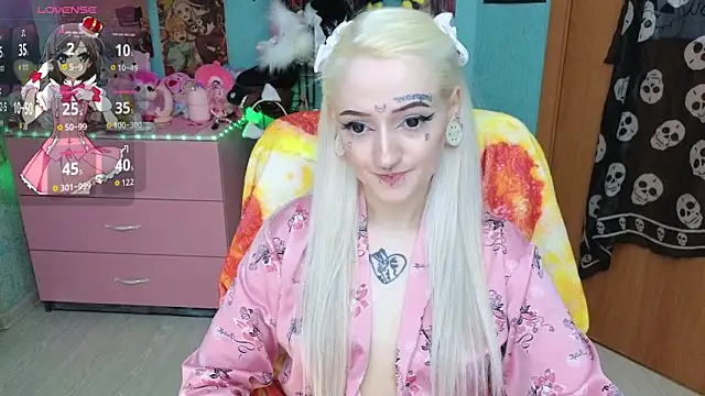 Manuela unicorn online show from 05/15/26, 08:29