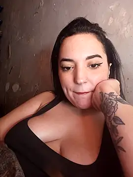 Snapshot of myla_rommer1 chatting on 03/20/25, 01:15 myla rommer1 online show from 03/20/25, 01:15