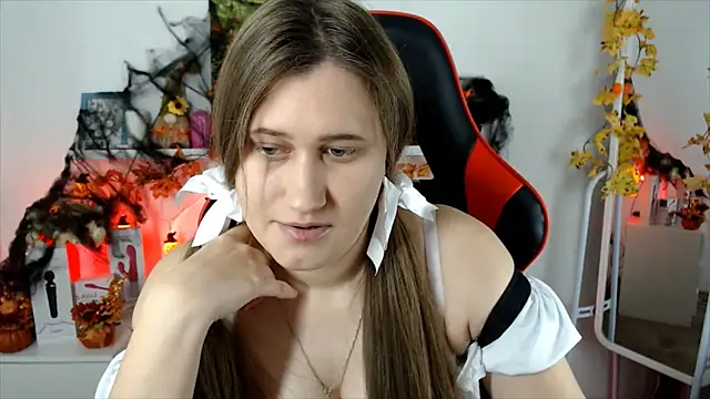 Lucky Lana online show from 10/23/25, 02:54