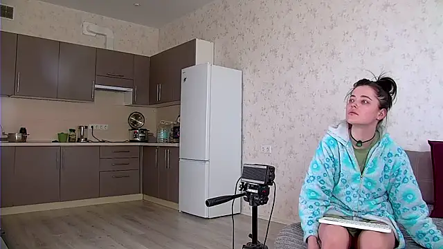 AshleyD  online show from 03/23/26, 04:45