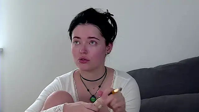 AshleyD  online show from 06/02/26, 05:51