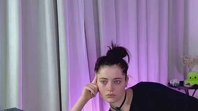 Snapshot of AshleyD_ chatting on 02/06/26, 01:45 AshleyD online show from 02/06/26, 01:45