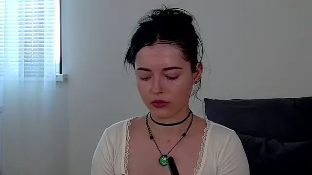 AshleyD  online show from 06/01/26, 02:28