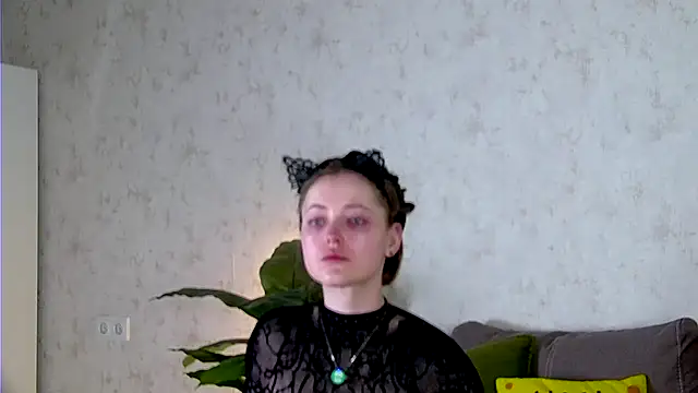 AshleyD  online show from 11/22/25, 07:02