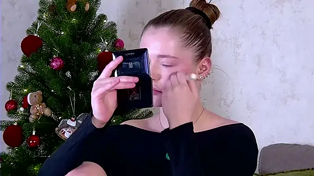 Snapshot of AshleyD_ chatting on 01/11/26, 12:56 AshleyD online show from 01/11/26, 12:56