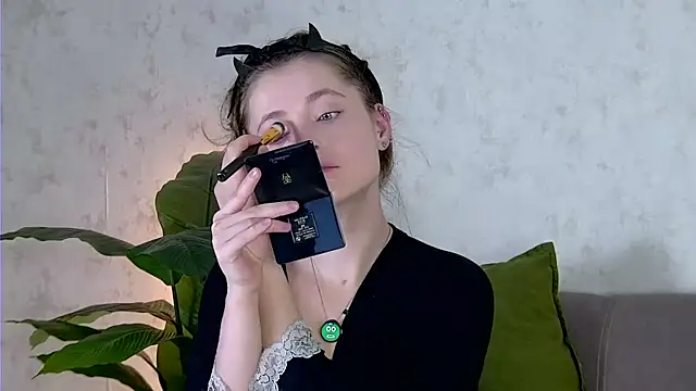 AshleyD  online show from 11/20/25, 01:28